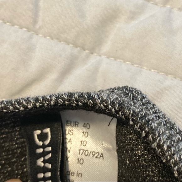 Super Cute Divided Dress! EUC! - Picture 6 of 6